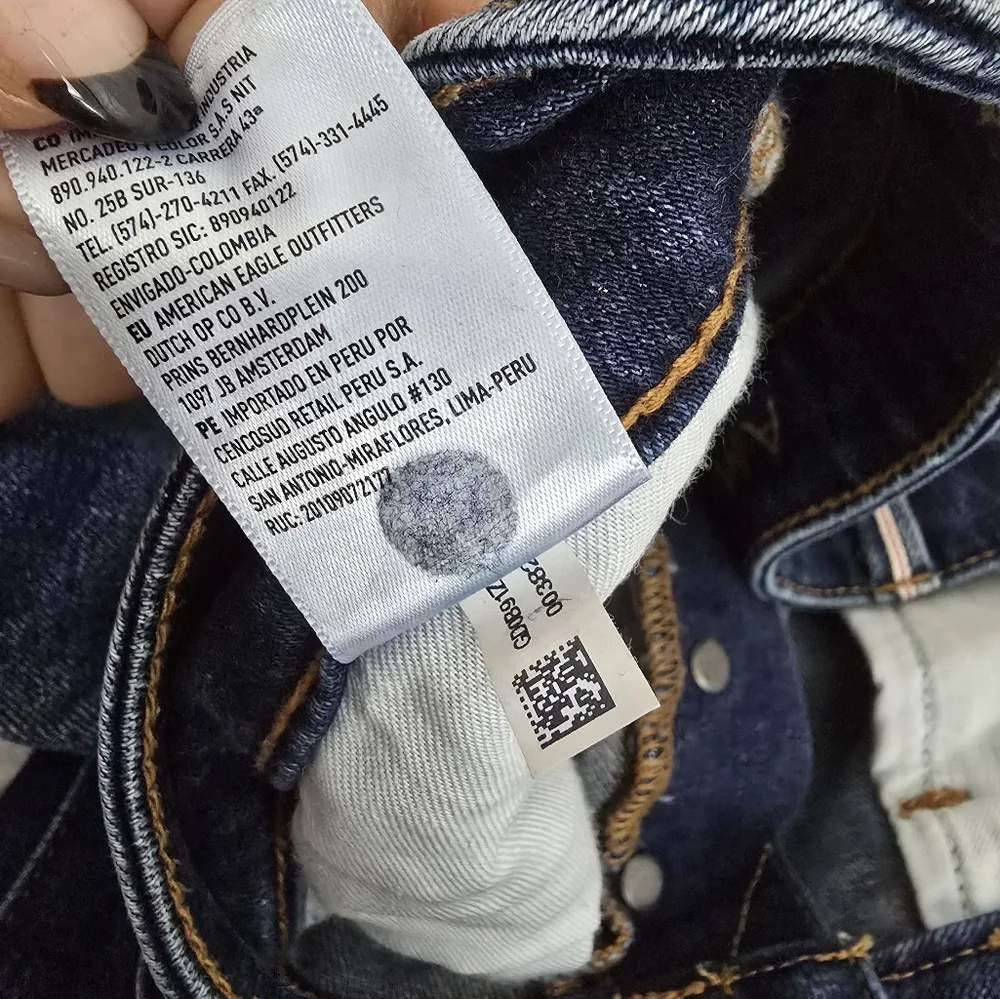 American Eagle Men's Dark Wash Slim Flex Distressed Jeans 30X34